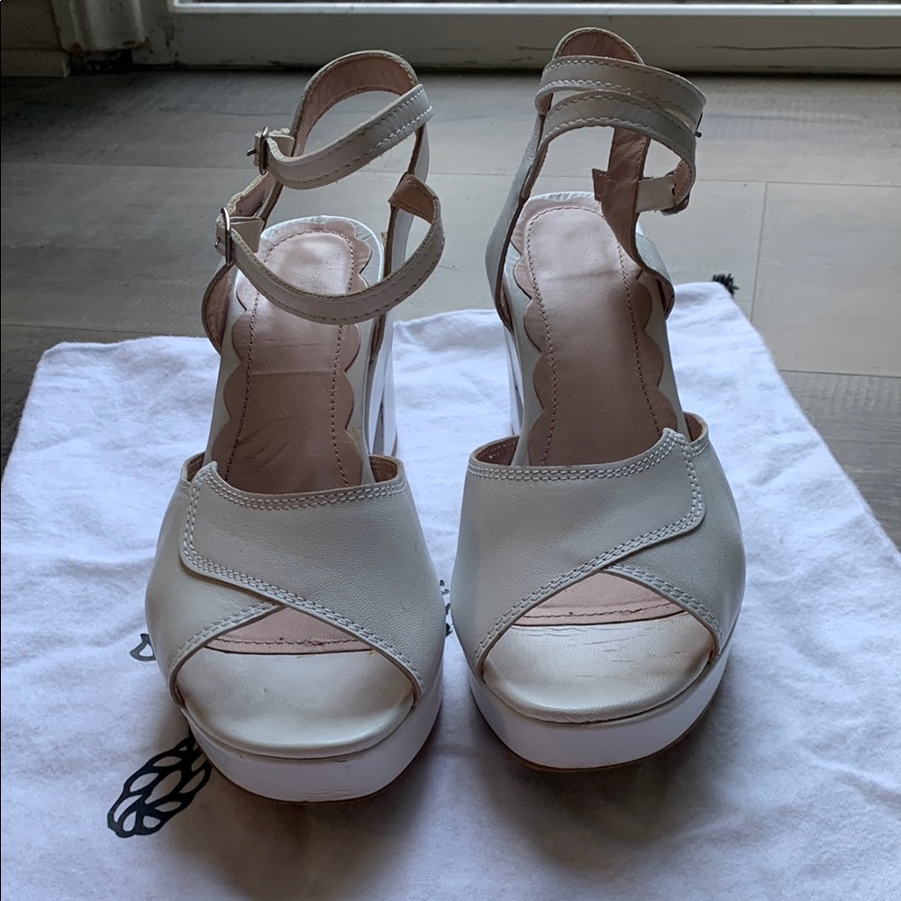 White Miss-L Fire Evangeline Women's  Sandals Size 39 (8 1/2)